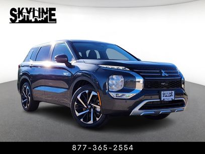 New 2025 Mitsubishi Outlander SE