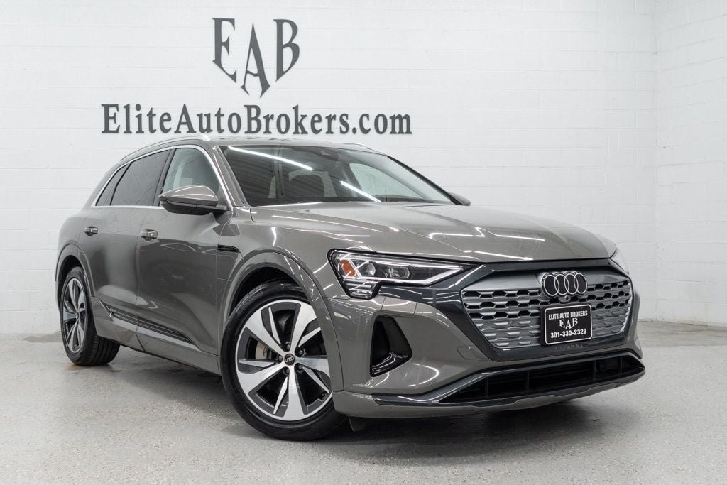 Used 2024 Audi Q8 e-tron Premium AWD/4WD image 56