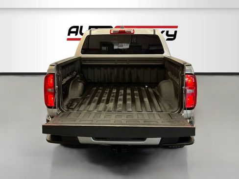 Used 2015 Chevrolet Colorado Z71 AWD/4WD image 25