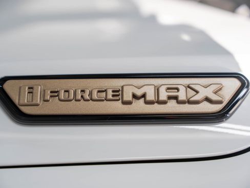 Used 2025 Toyota 4Runner Trailhunter image 99