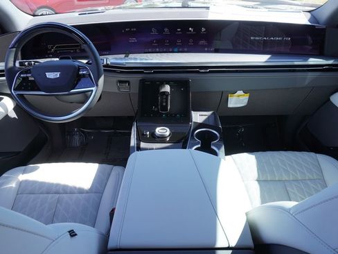 New 2026 Cadillac Escalade IQ Luxury 1 image 11