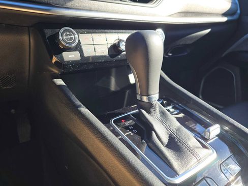 Used 2023 Jeep Compass Latitude image 33