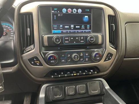Used 2019 GMC Sierra 2500 Denali w/ Duramax Plus Package image 18