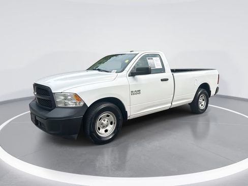 Used 2018 RAM 1500 Express RWD image 1