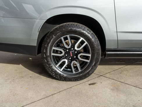 Used 2023 GMC Yukon XL AT4 w/ AT4 Premium Plus Package image 39