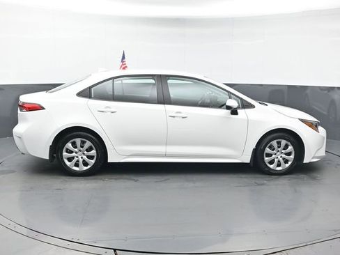 Certified 2024 Toyota Corolla LE image 8