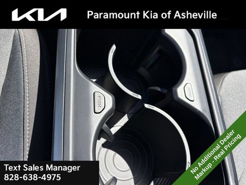 New 2026 Kia K4 FWD image 26