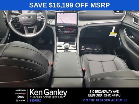 New 2024 Jeep Grand Cherokee Trailhawk image 9