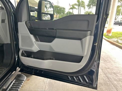 Used 2025 Ford F350 XL AWD/4WD image 30