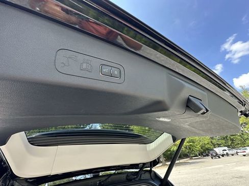 New 2025 Lincoln Aviator 2WD w/ Equipment Group 101A image 26