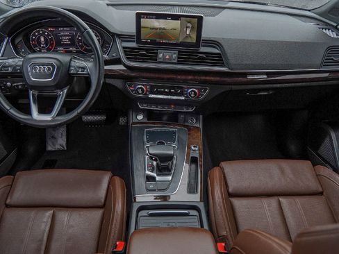 Used 2020 Audi Q5 Prestige image 24