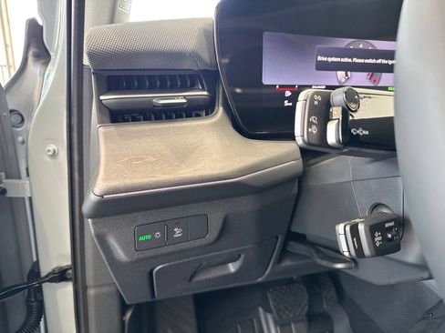 New 2026 Audi Q3 quattro 2.0T AWD/4WD image 34