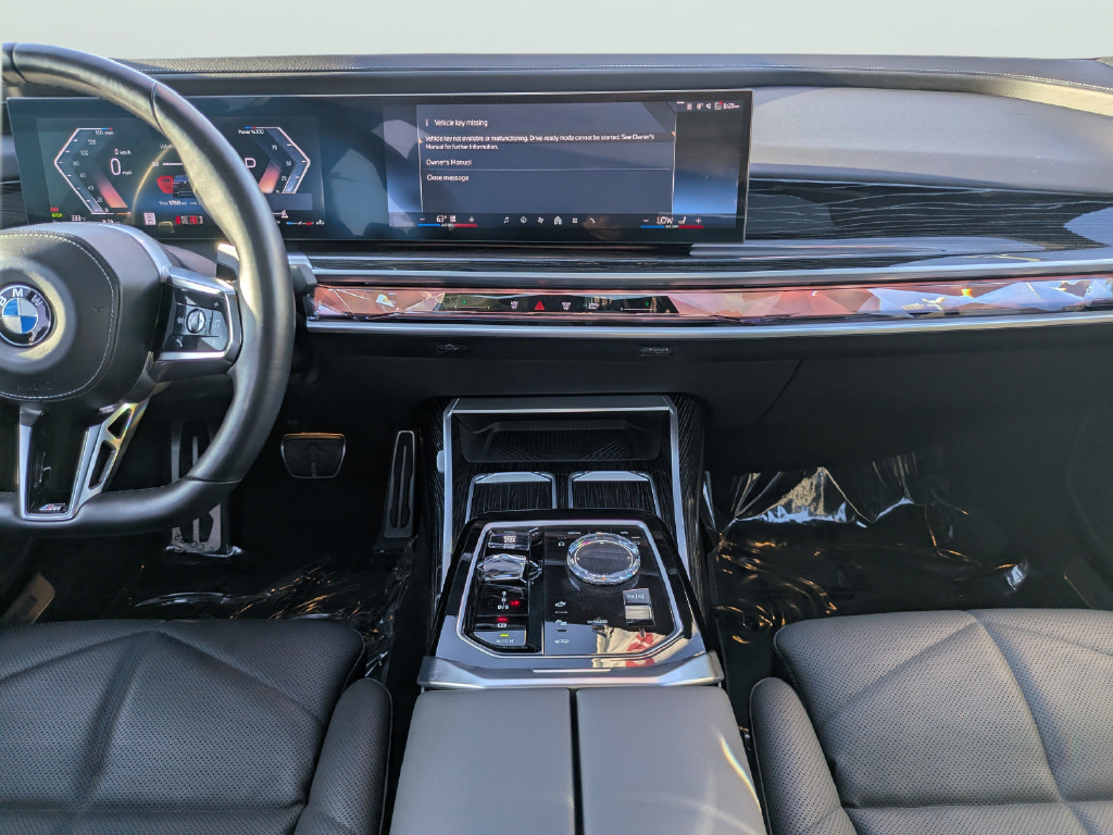 Used 2023 BMW 740i RWD image 14