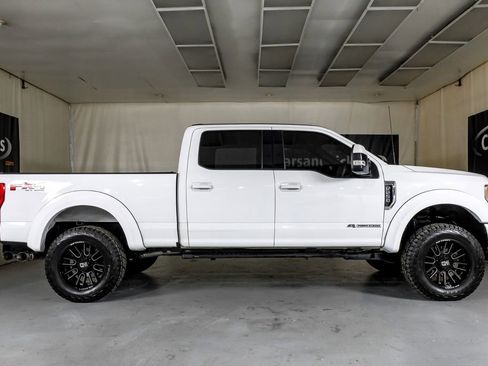Used 2022 Ford F250 Lariat w/ Lariat Value Package image 6