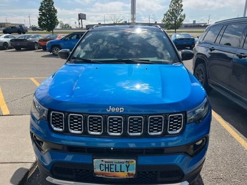 Used 2024 Jeep Compass Limited AWD/4WD image 6