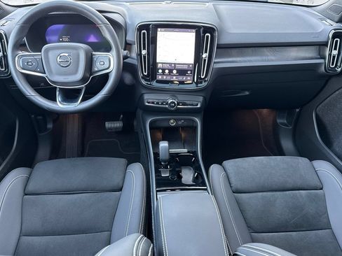 Used 2023 Volvo XC40 Recharge Plus AWD/4WD image 14