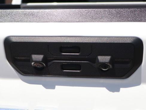 Used 2023 GMC Sierra 1500 SLT w/ SLT Premium Package AWD/4WD image 55