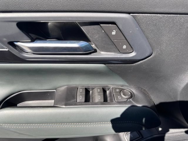 Used 2026 GMC Terrain AT4 w/ LPO, Floor Liner Package AWD/4WD image 14