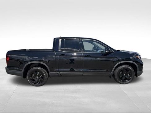 Used 2021 Honda Ridgeline Black Edition image 14