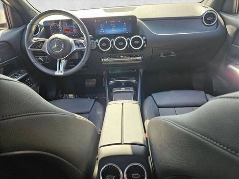 Used 2026 Mercedes-Benz GLA 250 image 16