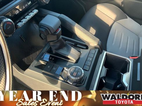 New 2025 Toyota Tacoma TRD Off-Road image 10