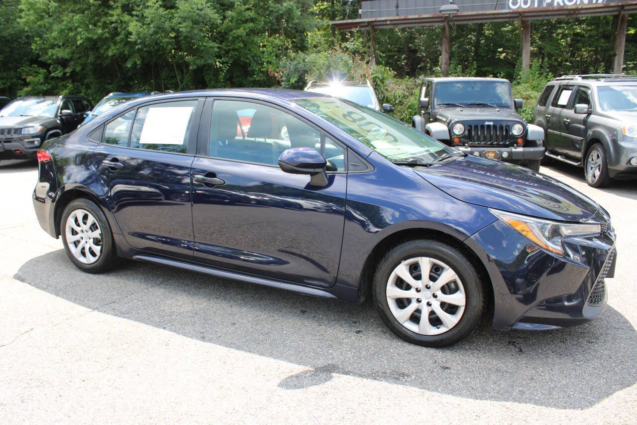 Used 2021 Toyota Corolla LE FWD image 5