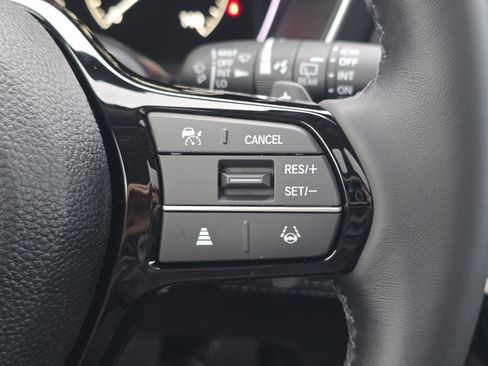 New 2025 Honda Pilot Touring image 33