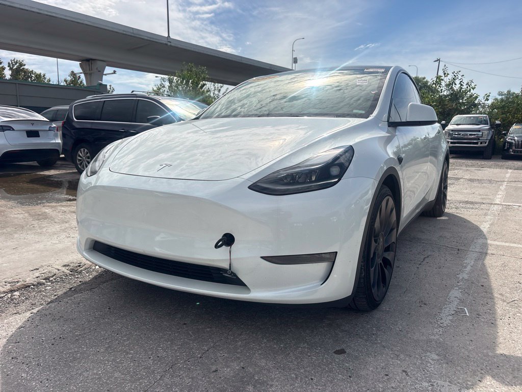 Used 2024 Tesla Model Y Performance AWD/4WD image 7