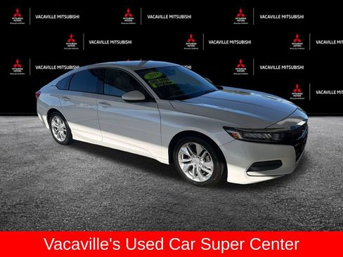 Used 2018 Honda Accord LX image 7