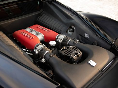 Used 2010 Ferrari 458 Italia Coupe RWD image 54