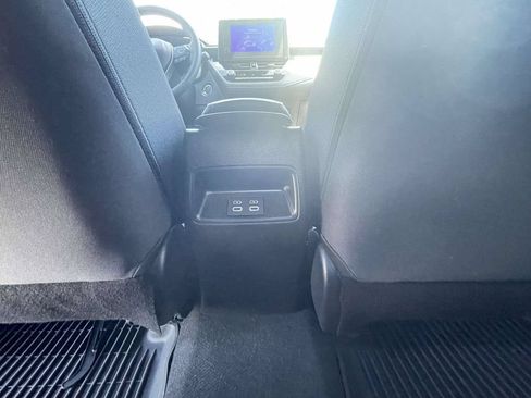 Used 2025 Toyota Corolla SE FWD image 13
