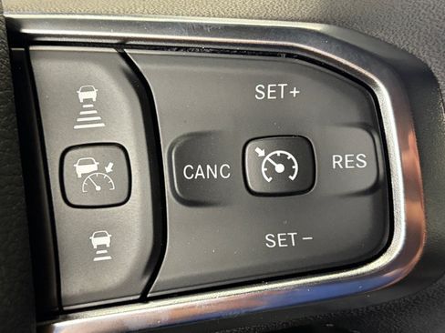 New 2026 RAM 1500 Laramie AWD/4WD image 26