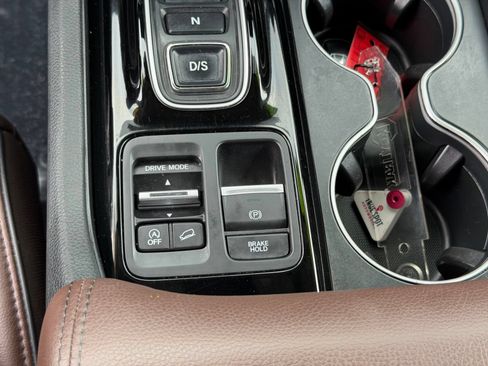 Used 2023 Honda Pilot Elite image 26