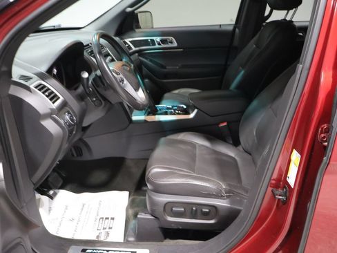 Used 2015 Ford Explorer Sport w/ Equipment Group 401A AWD/4WD image 11