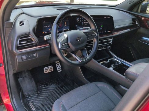 Certified 2024 Chevrolet Traverse Z71 w/ Enhanced Driving Package image 10