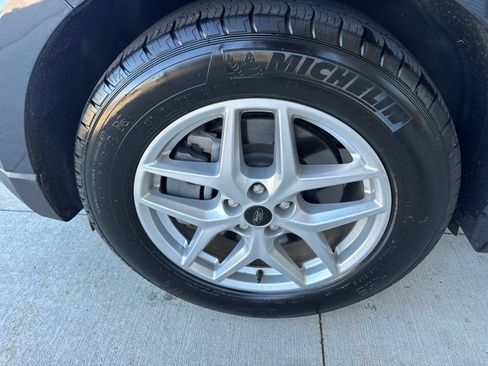 Certified 2024 Ford Edge SEL w/ Convenience Package AWD/4WD image 18
