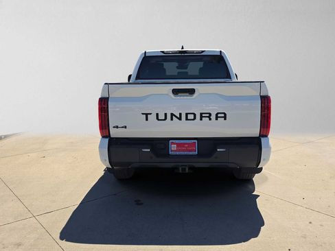 Used 2024 Toyota Tundra Limited AWD/4WD image 4