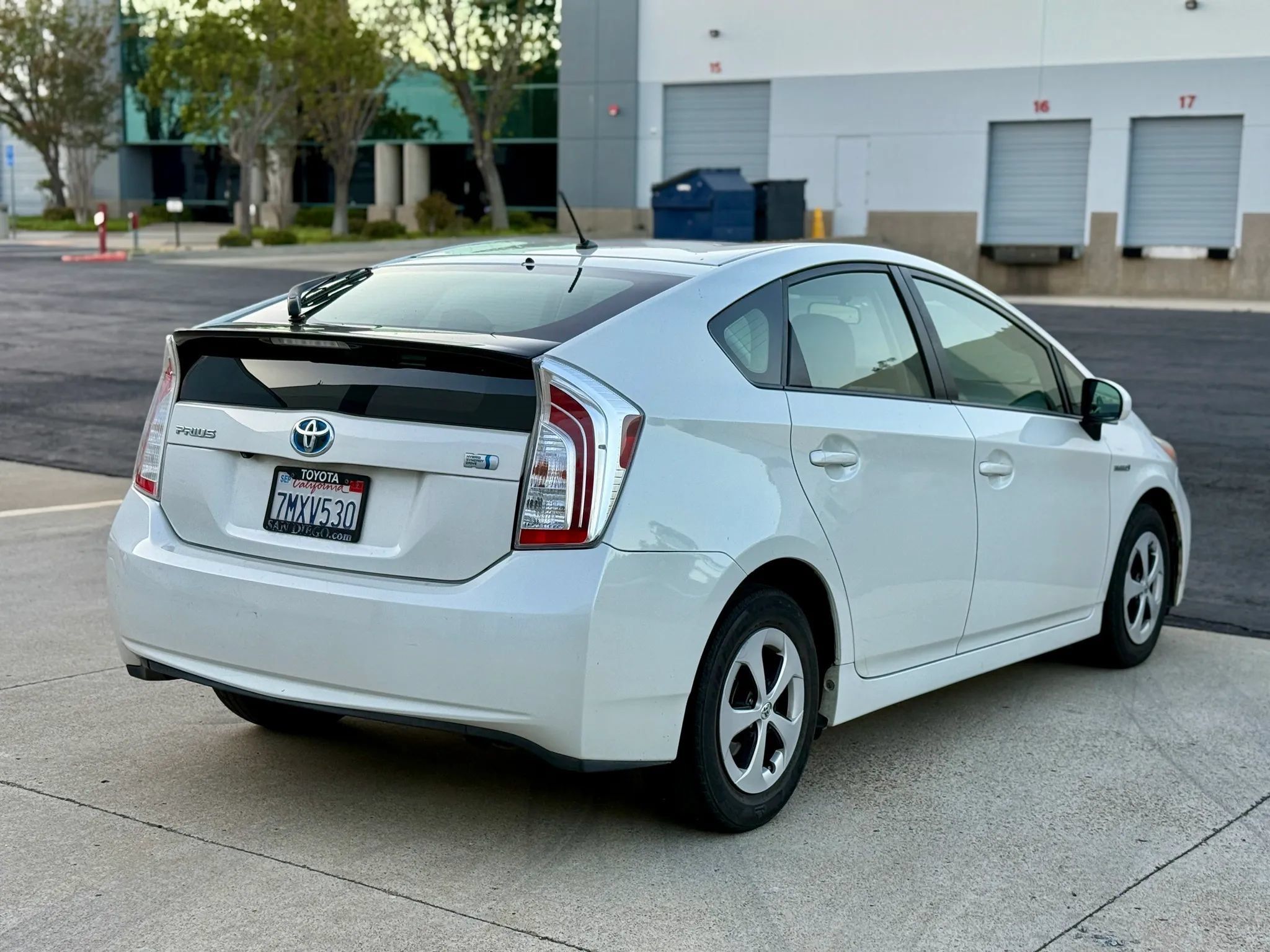 Used 2015 Toyota Prius Two FWD image 6
