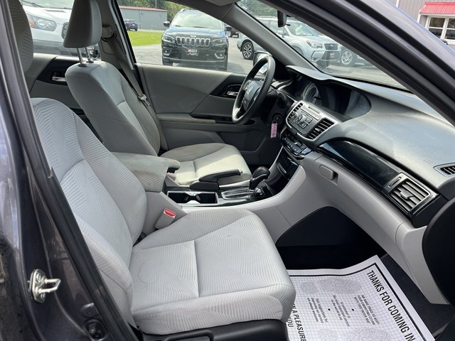 Used 2016 Honda Accord LX image 31