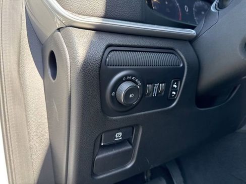 Used 2024 Jeep Wagoneer Series II w/ Flexible Seating Group AWD/4WD image 27
