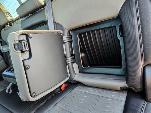 Certified 2025 Chevrolet Silverado 2500 ZR2 w/ Technology Package image 32