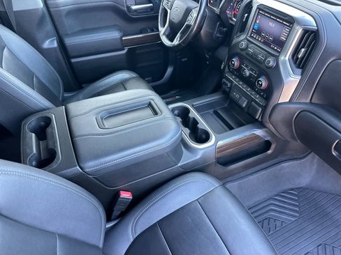 Used 2021 Chevrolet Silverado 1500 LT Trail Boss w/ Convenience Package II AWD/4WD image 15