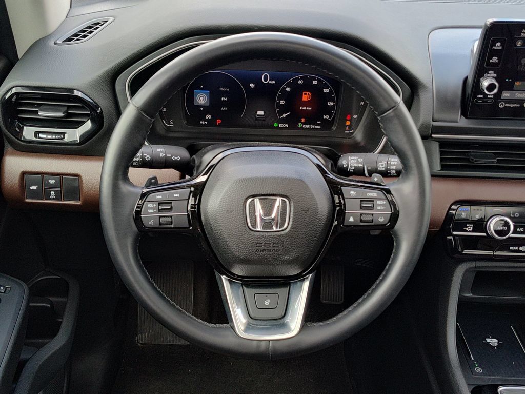 Used 2023 Honda Pilot Elite image 28
