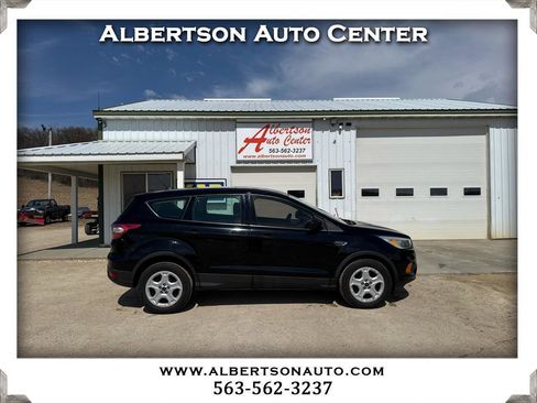 Used 2017 Ford Escape S image 1