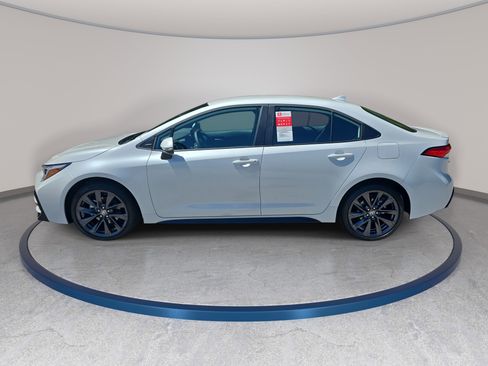 New 2026 Toyota Corolla SE FWD image 8