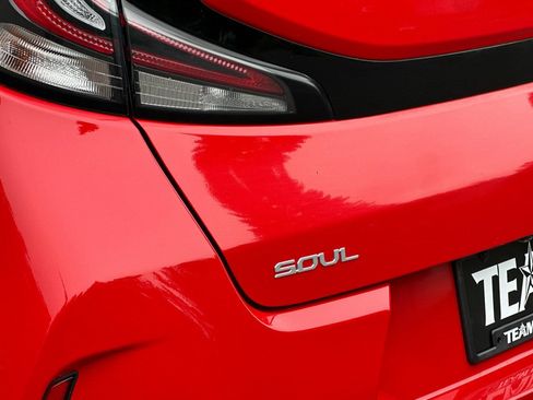 Certified 2023 Kia Soul GT-Line w/ GT-Line Technology Package FWD image 28