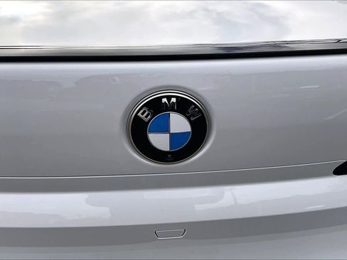 Used 2026 BMW 740i w/ Executive Package RWD image 11