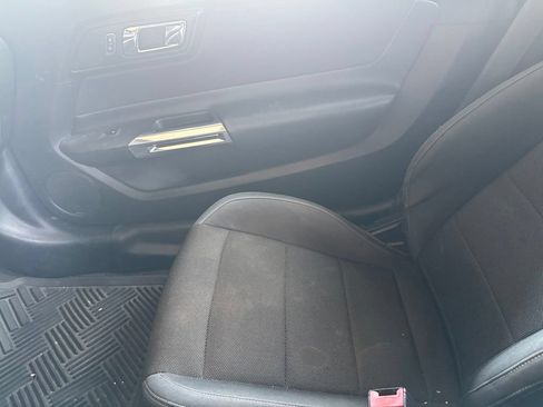Used 2015 Ford Mustang Convertible RWD image 13