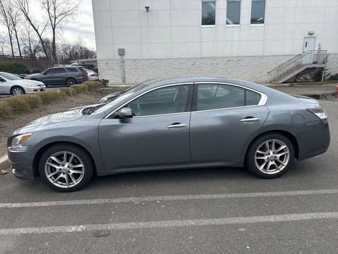 Used 2014 Nissan Maxima 3.5 S image 2