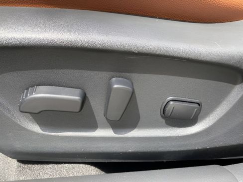 Used 2019 Nissan Rogue SL w/ Premium Package FWD image 21